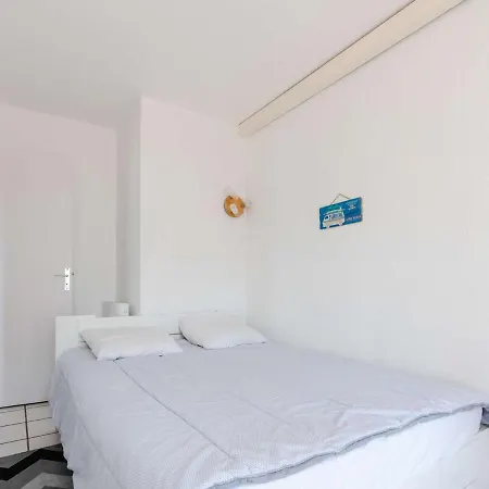 Pavillon Avec Solarium, Piscine Et Parking à Narbonne-plage - Fr-1-409-222 Villa Narbona