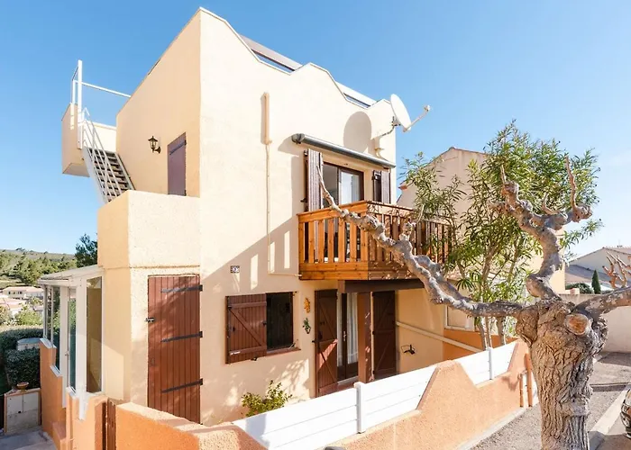 וילה Pavillon Avec Solarium, Piscine Et Parking A Narbonne-plage - Fr-1-409-222 *