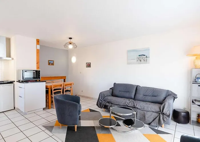 וילה Pavillon Avec Solarium, Piscine Et Parking A Narbonne-plage - Fr-1-409-222