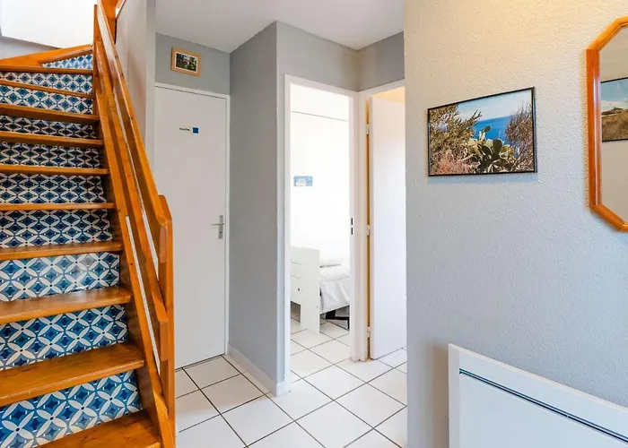 Pavillon Avec Solarium, Piscine Et Parking A Narbonne-plage - Fr-1-409-222 וילה נרבון