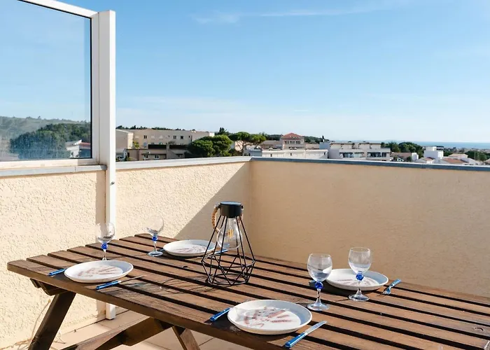 Pavillon Avec Solarium, Piscine Et Parking A Narbonne-plage - Fr-1-409-222 וילה