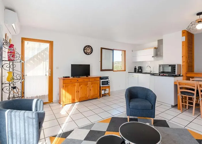 Pavillon Avec Solarium, Piscine Et Parking A Narbonne-plage - Fr-1-409-222 נרבון